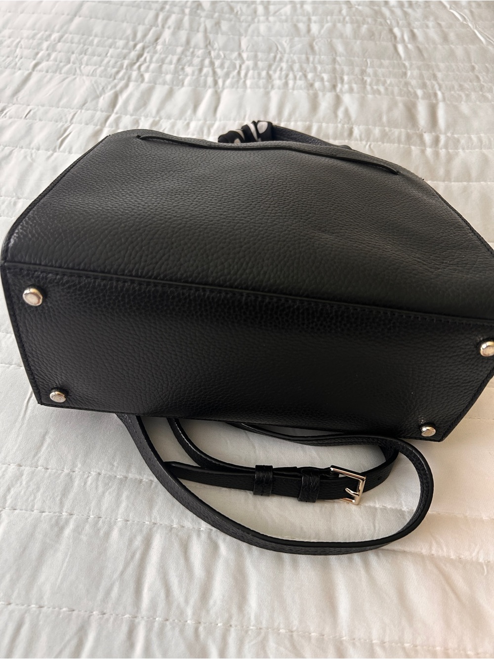 kate spade Black Pebbled Leather Shoulder Bag with Stud Feet - Picture 4 of 4